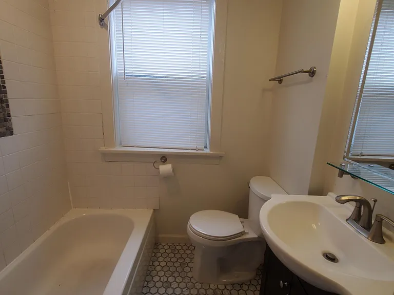 4448 Shaw Blvd #W — Photo 1