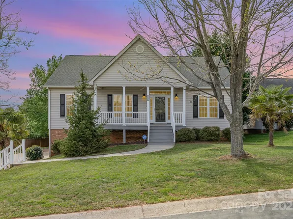 217 Autumn Woods Blvd, Mount Holly, NC 28120