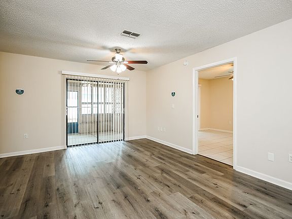 5th image of 809 Del Prado Dr