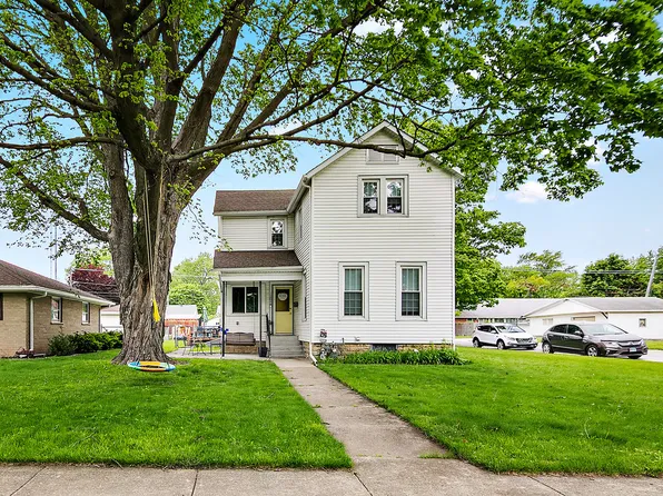 1205 S 7th Ave, Kankakee, IL 60901