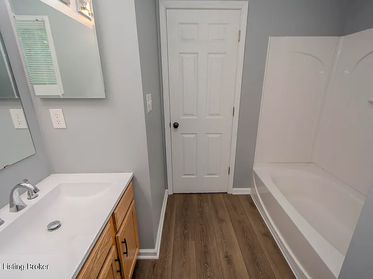 6702 Shallow Rock Dr — Photo 41