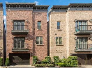 2825 Hicks St, Houston, TX 77007