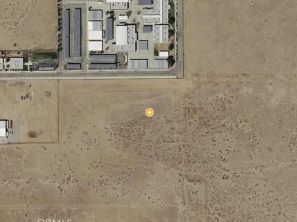 0 30th Suite 17, Lancaster, CA 93535