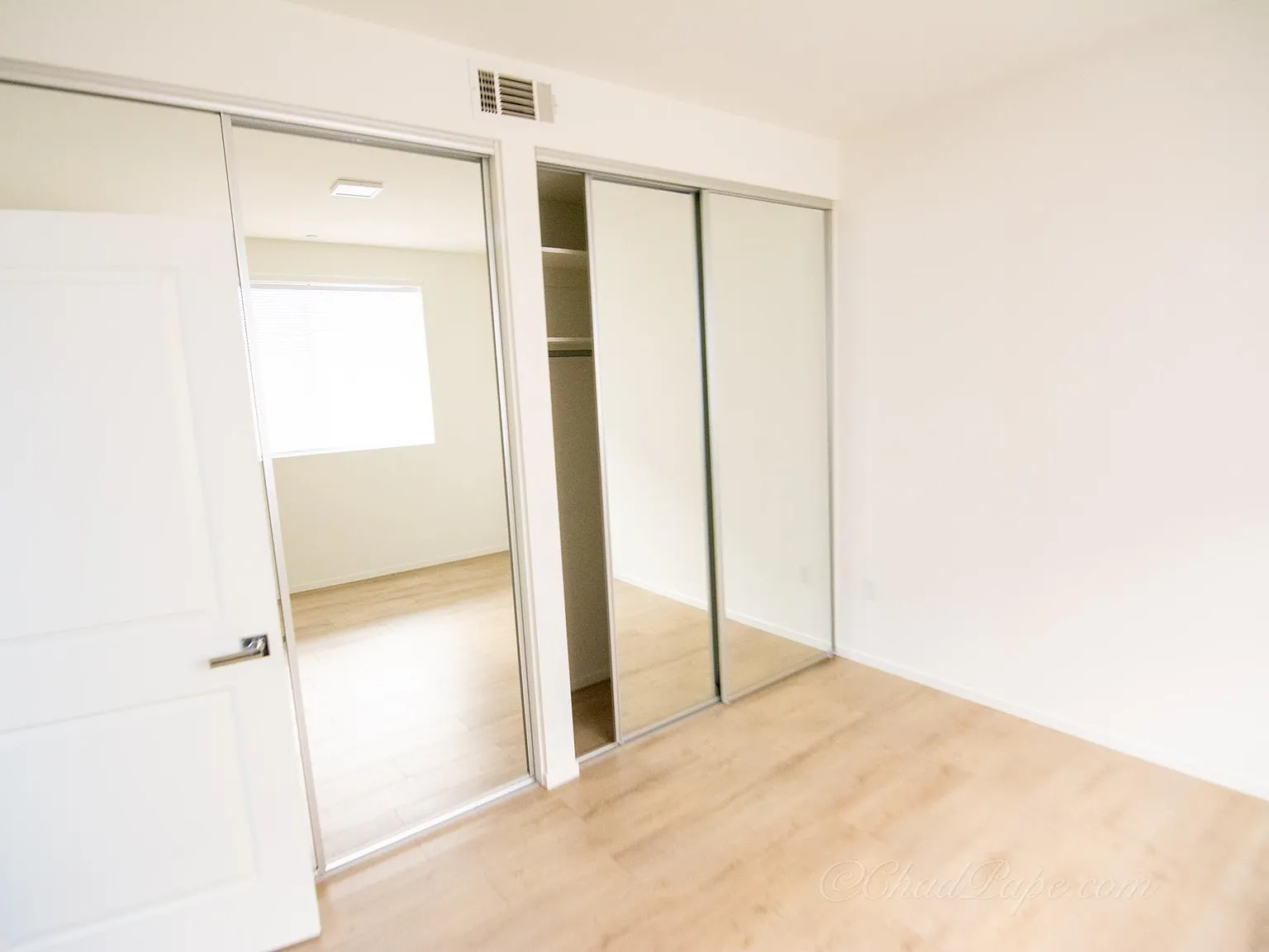 1183 Crenshaw Blvd — Photo 4
