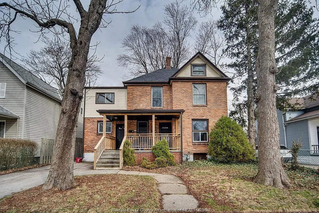 2 bed, $1,800 — Photo 1