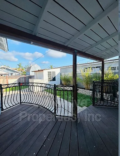 3752 37th St Photo 1