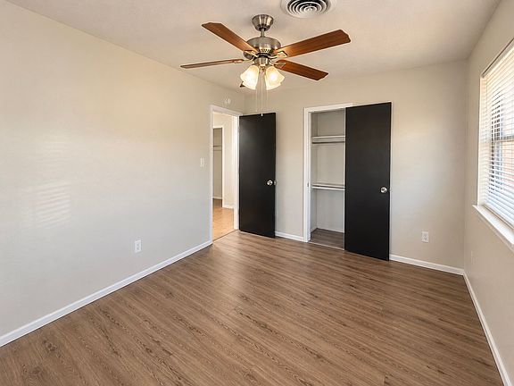 5th image of 4629 SE Brighton Pl