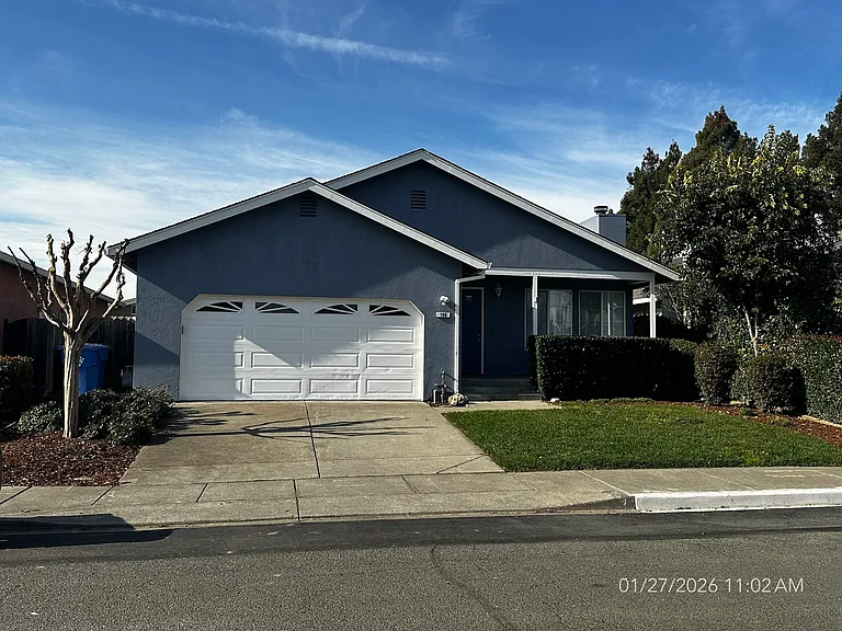106 Tyson Ct — Photo 1