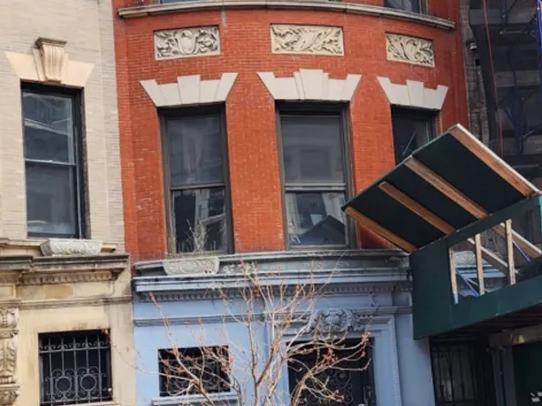 1149 Saint Mark's Avenue image 1 of 1