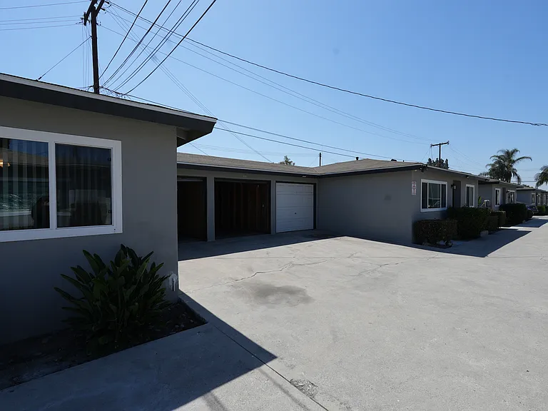 5157 1/4 E Santa Ana St #5201-1/2 — Photo 29