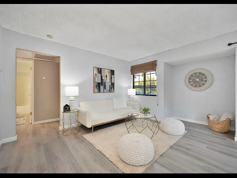 7445 Auburn Oaks Ct #G — Photo 1