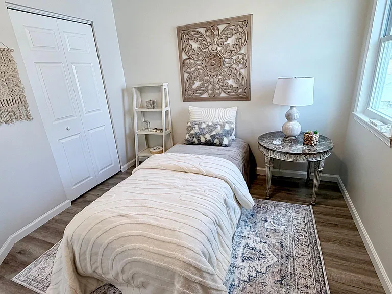 510 Hamilton St — Photo 30