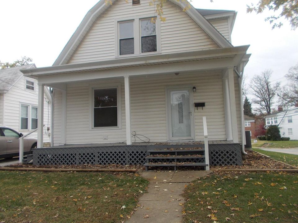 1st image of 221 N Miller St
