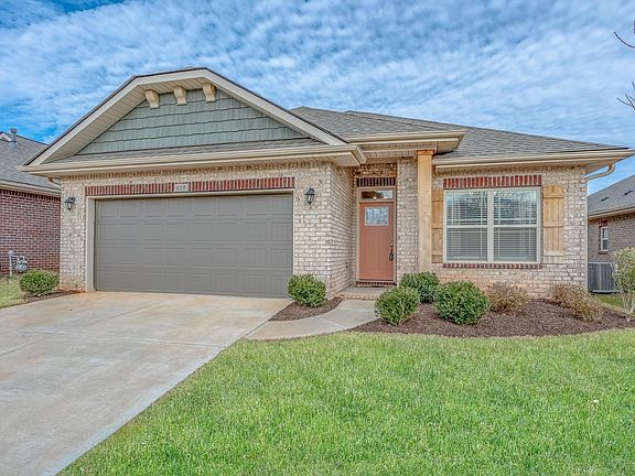 3rd image of 619 Lombard Dr Lot 5