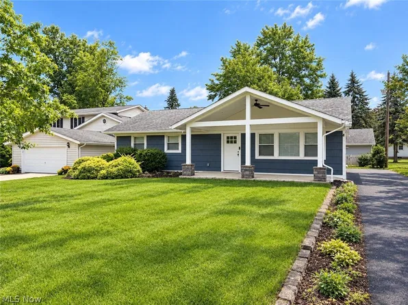 6412 Archwood Rd, Independence, OH 44131