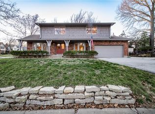 600 Romany Rd, Kansas City, MO 64113