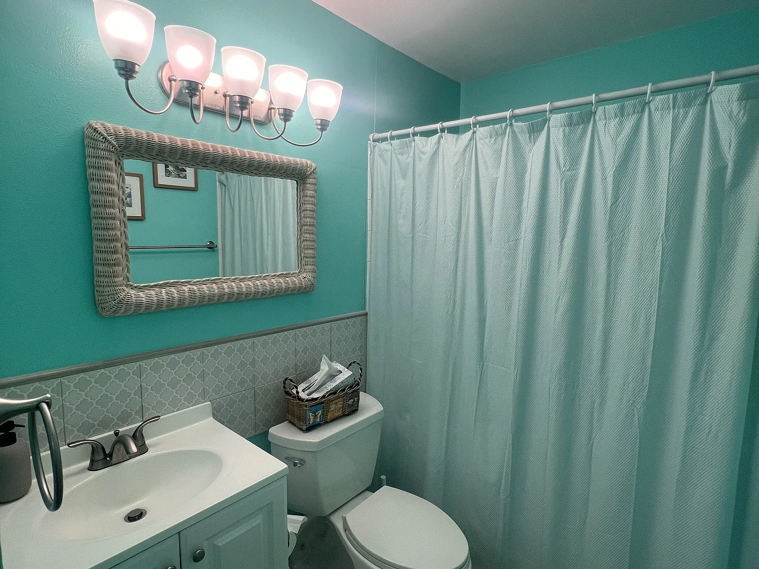 426 Beach Park Lane - 1 — Photo 3