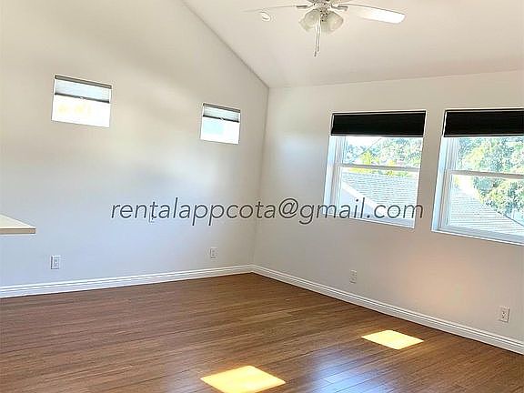 3rd image of 1013 Cota Ave