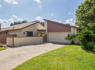 975 N Wedgewood Dr, Winter Springs, FL 32708