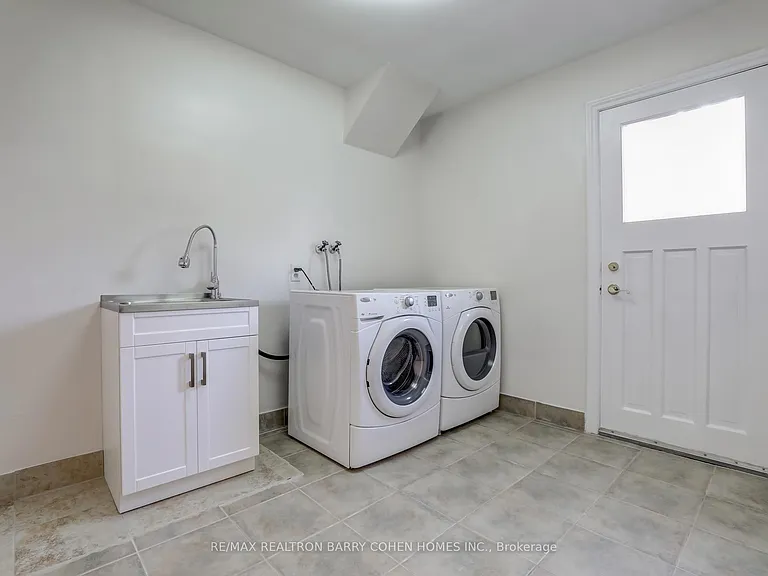 9 Sonata Cres — Photo 18