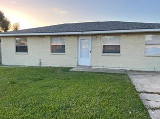 956 W Krueger Ln, Westwego, LA 70094