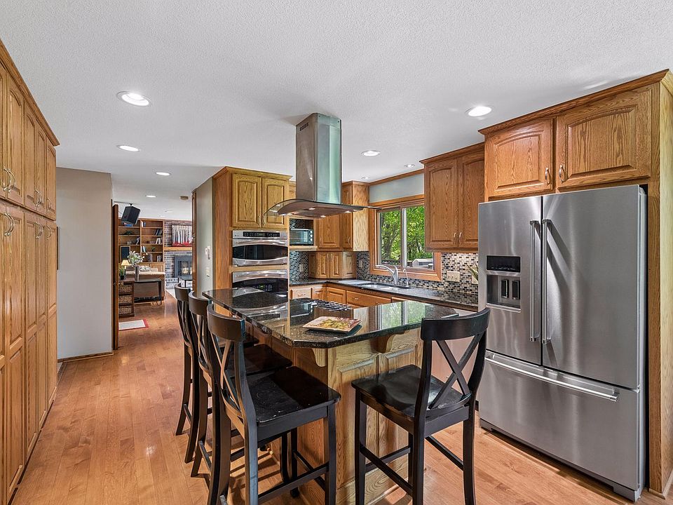 1st image of 4015 Forestview Ln N