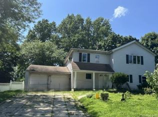 518 Jayne Boulevard, Port Jefferson Station, NY 11776