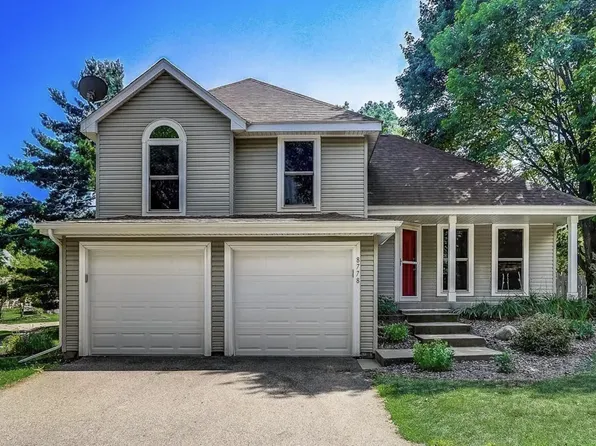 8778 Hawthorne Dr, Eden Prairie, MN 55347