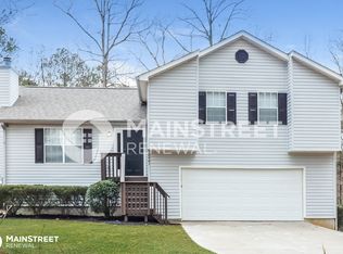 2401 Bethune Cir, Morrow, GA 30260