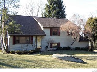 2 Holland Ct, Monroe, NY 10950