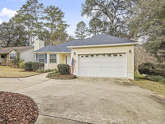 5th image of 3884 Paddrick Dr