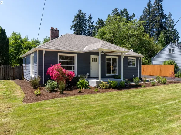 19315 SE River Rd, Milwaukie, OR 97267
