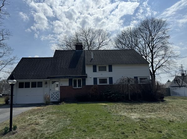 16 Westfield Rd