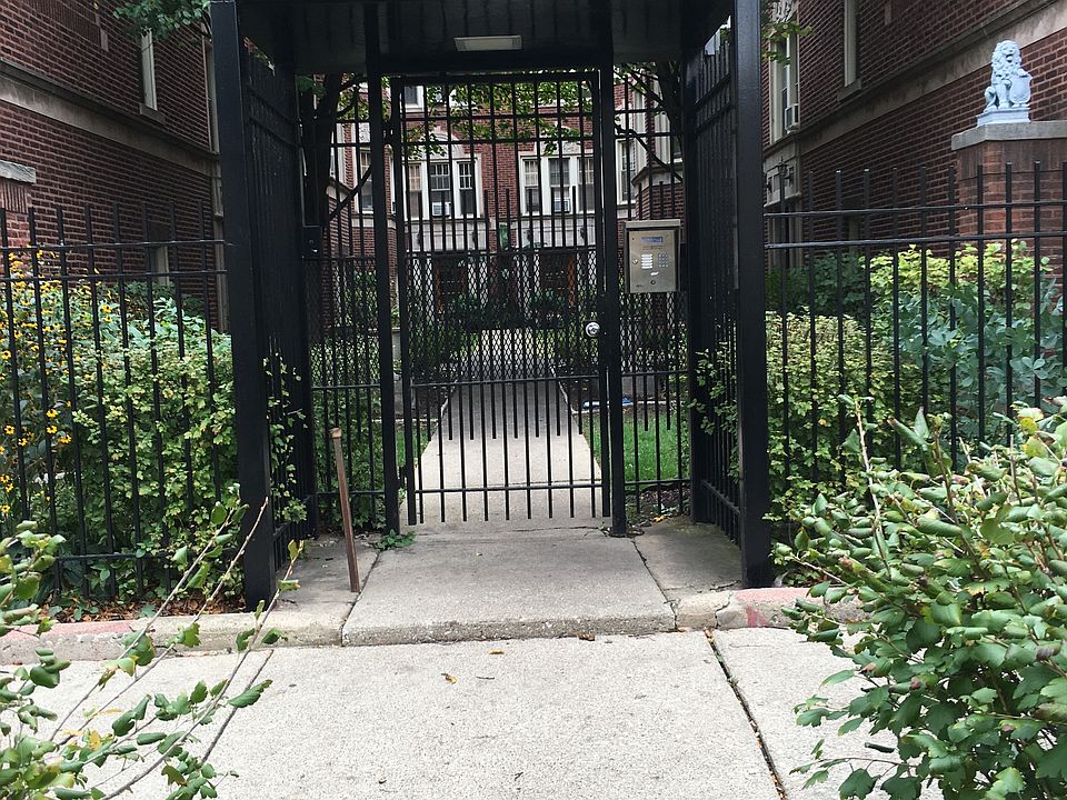 1st image of 6139 N Hoyne Ave #2