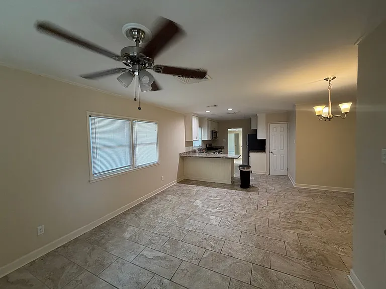 604 Melanie Ave — Photo 18