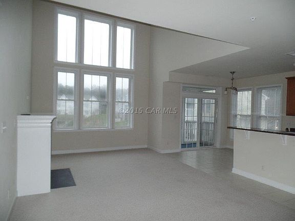 4th image of 11100 Blockade Ln Unit 208
