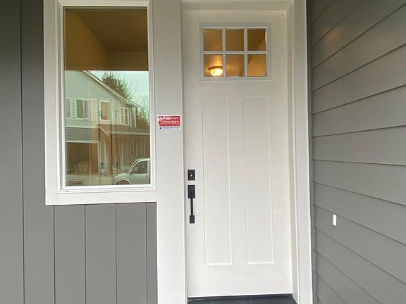 3rd image of 5218 125th St NE
