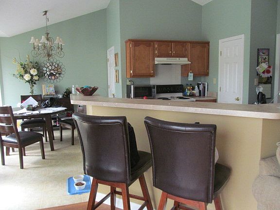 5th image of 112 Oakleigh Dr