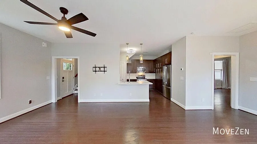 210 Pinckney St Greenville, SC 29601 Privacy Fenced Oasis in the Souths Best Downtown — Photo 2