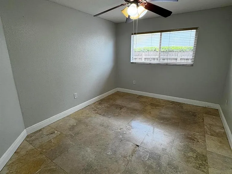 3681 SW 132nd Pl — Photo 8