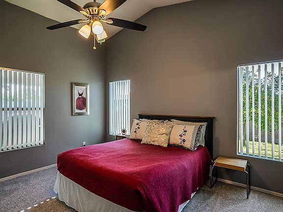 4th image of 17150 W Port Royale Ln