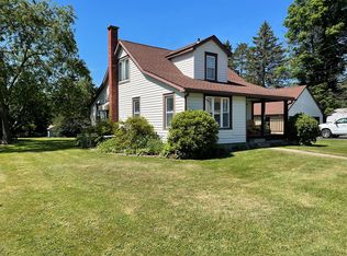 28 Adams St, Franklin, PA 16323