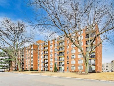2000 Saint Regis Dr APT 3G, Lombard, IL, 60148