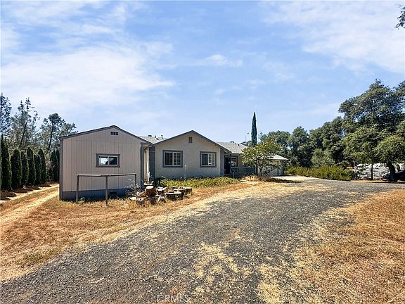 2nd image of 866 W Sandra Ln