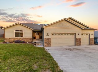 7812 Scenic View Dr, Klamath Falls, OR 97603