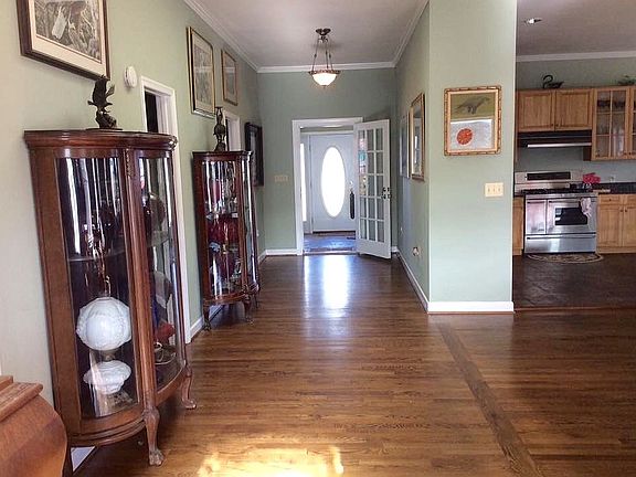2nd image of 4527 Achilles Ln