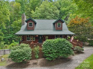17 Cripple Creek Dr, Waynesville, NC 28785