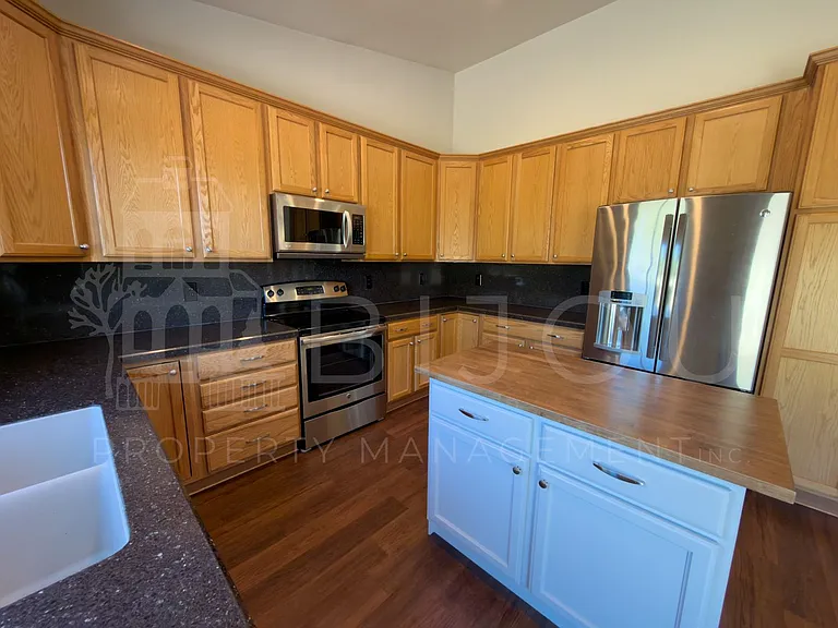 6733 Summer Grace St — Photo 6