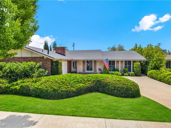 3072 Silverwood Dr, Los Alamitos, CA 90720