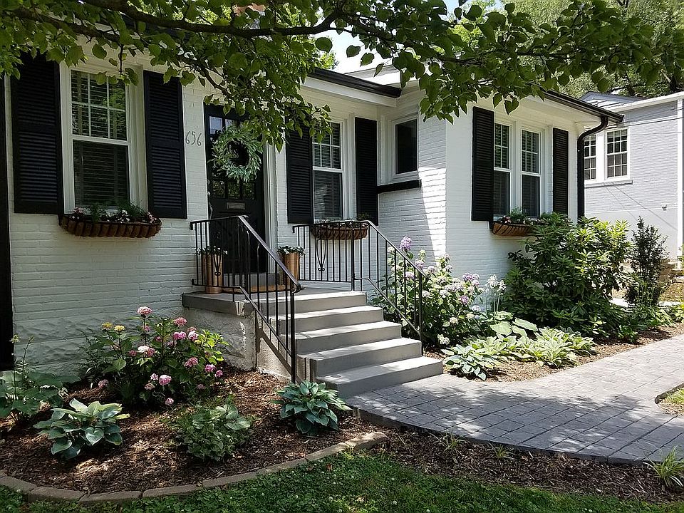 1st image of 656 E Adams Ave